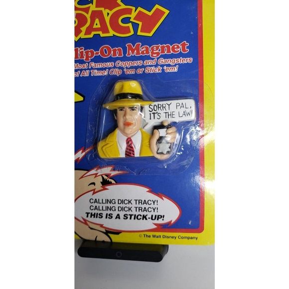 Vintage 1990 Dick Tracy Disney Clip On Magnet On Card New - Picture 2 of 4